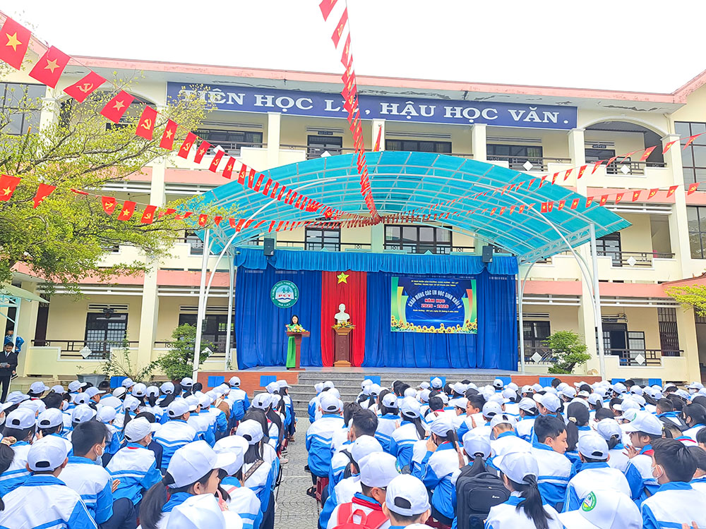 Trường THCS Phan Chu Trinh: 20 năm xây dựng và phát triển