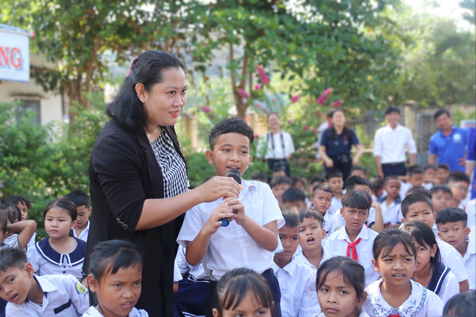 Những chuyến xe truyền cảm hứng văn hóa đọc