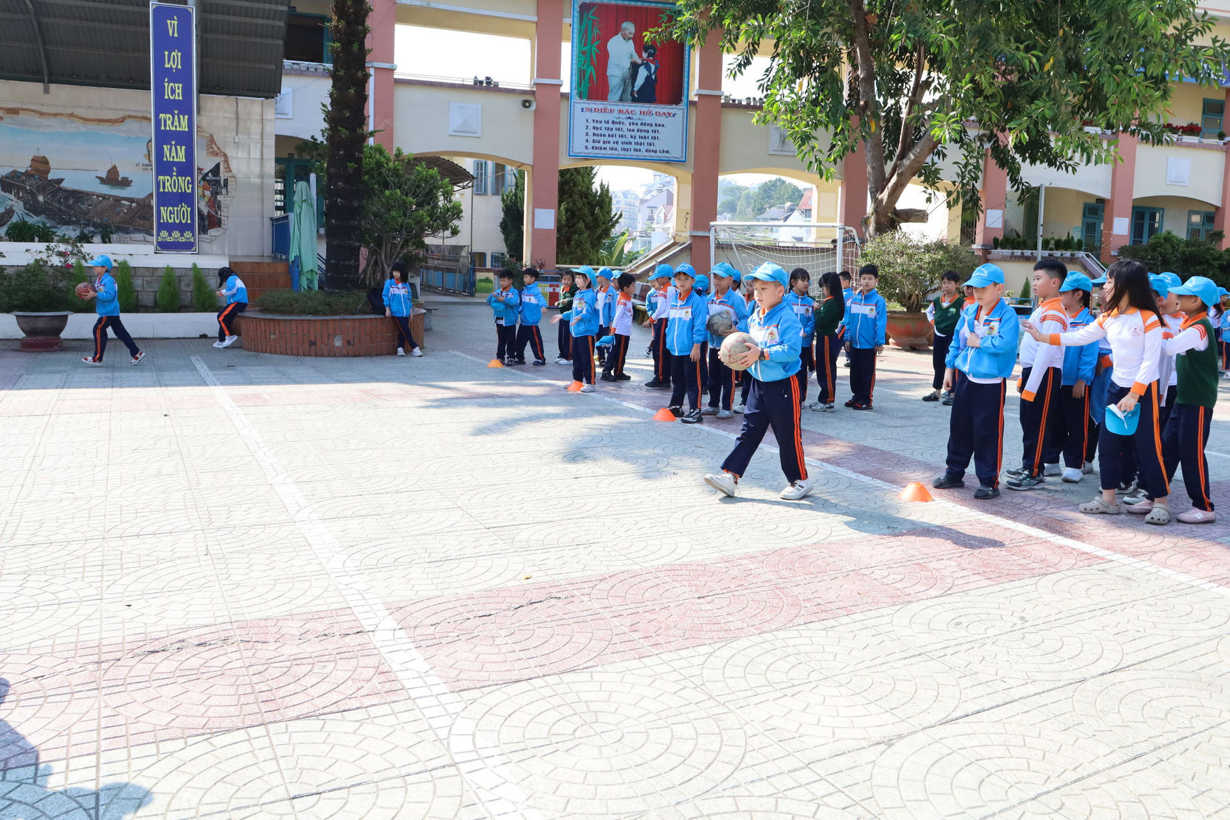 Lâm Đồng ươm mầm bóng đá trong học đường