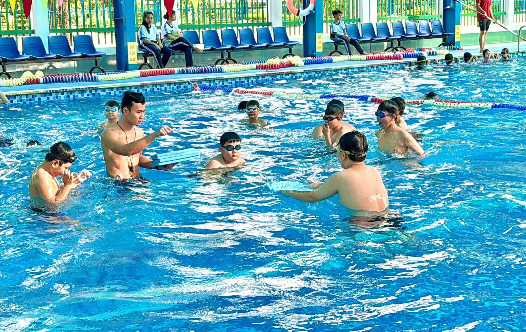 Mùa hè an toàn để trẻ vui khỏe, trưởng thành