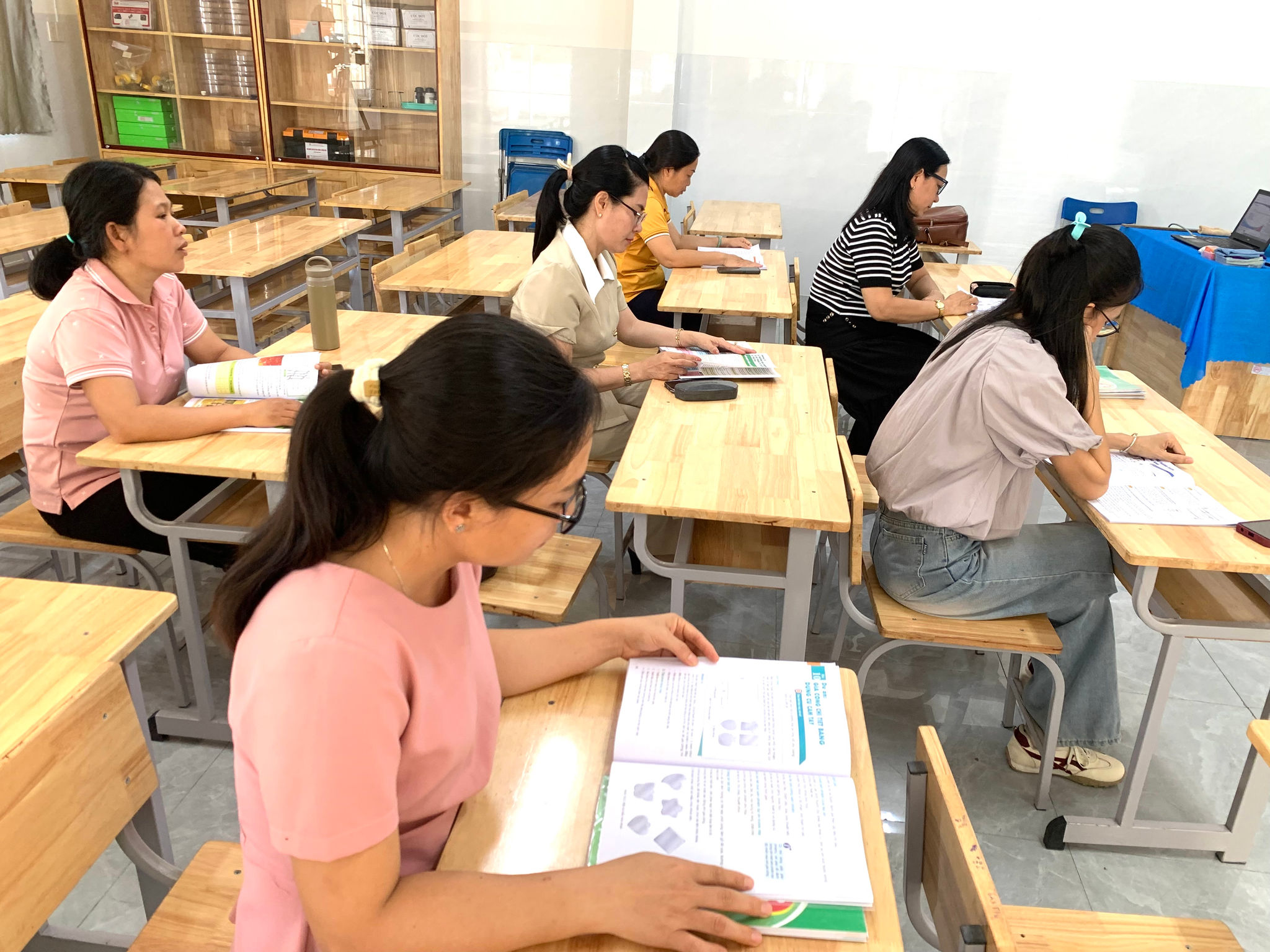 Sẵn sàng cho năm học đầu tiên dùng chung 1 bộ sách giáo khoa