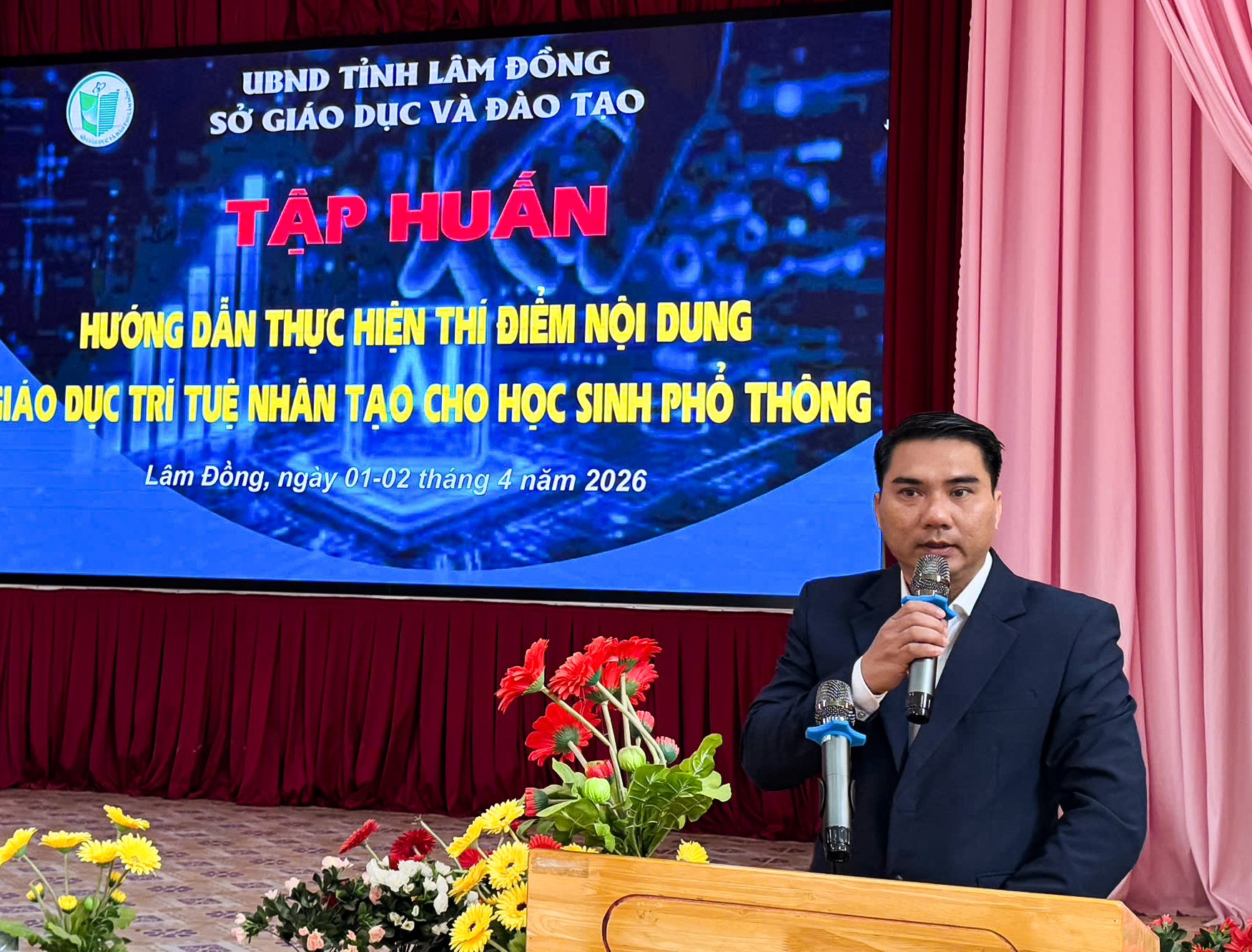 Ngành Giáo dục Lâm Đồng tổ chức tập huấn triển khai thí điểm giáo dục AI