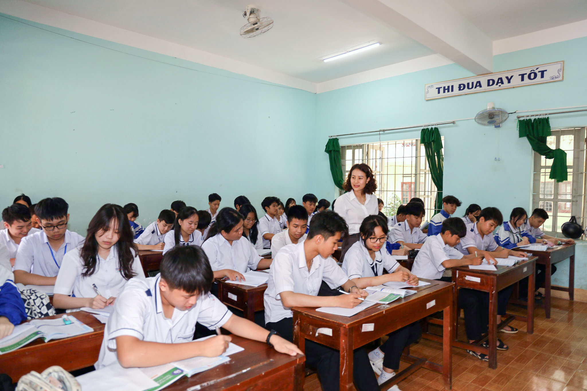Sắp xếp lại trường học để nâng cao chất lượng giáo dục