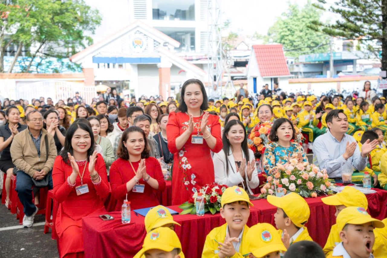 Trường Tiểu học Trưng Vương tạo dấu ấn với chuyển đổi số và giáo dục hạnh phúc