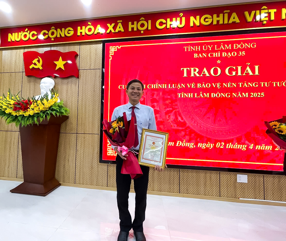 Nhận diện và đấu tranh, phản bác các quan điểm sai trái, thù địch con đường đi lên chủ nghĩa xã hội ở Việt Nam