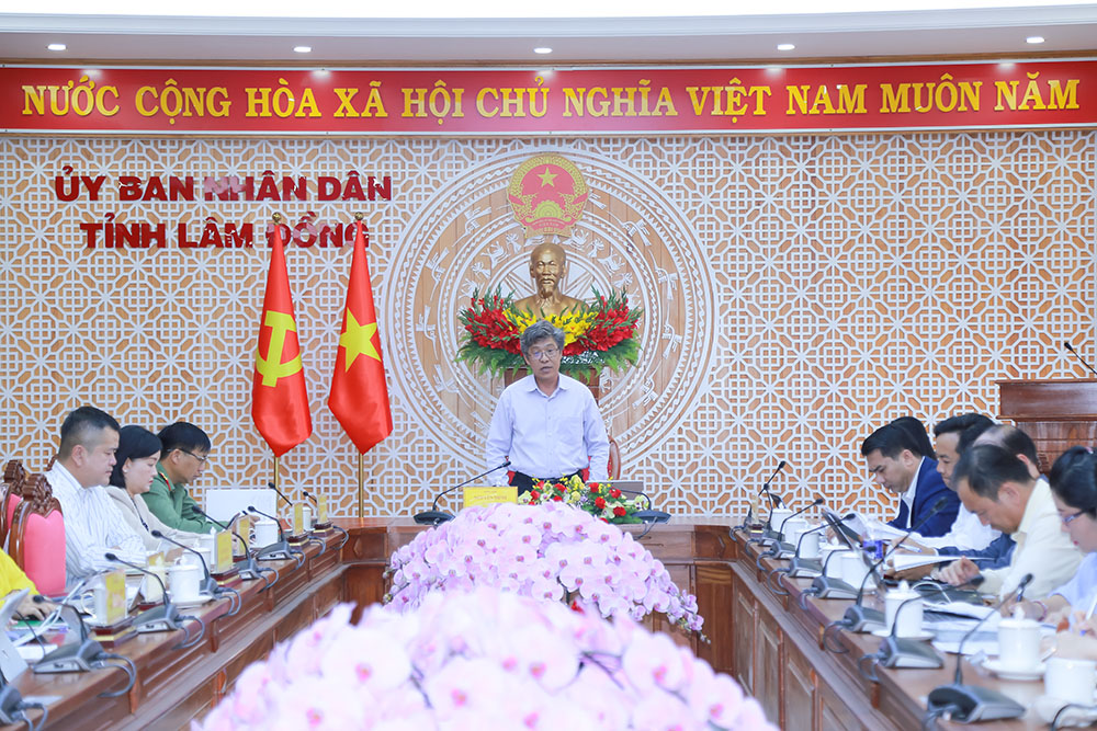 Phó Chủ tịch UBND tỉnh Lâm Đồng làm việc với ngành Giáo dục: Quyết liệt tháo gỡ khó khăn nâng cao chất lượng giáo dục