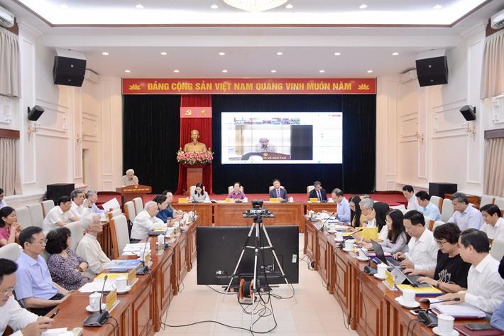 Phát huy tư tưởng Hồ Chí Minh trong đào tạo và phấn đấu trở thành công dân tốt, cán bộ tốt