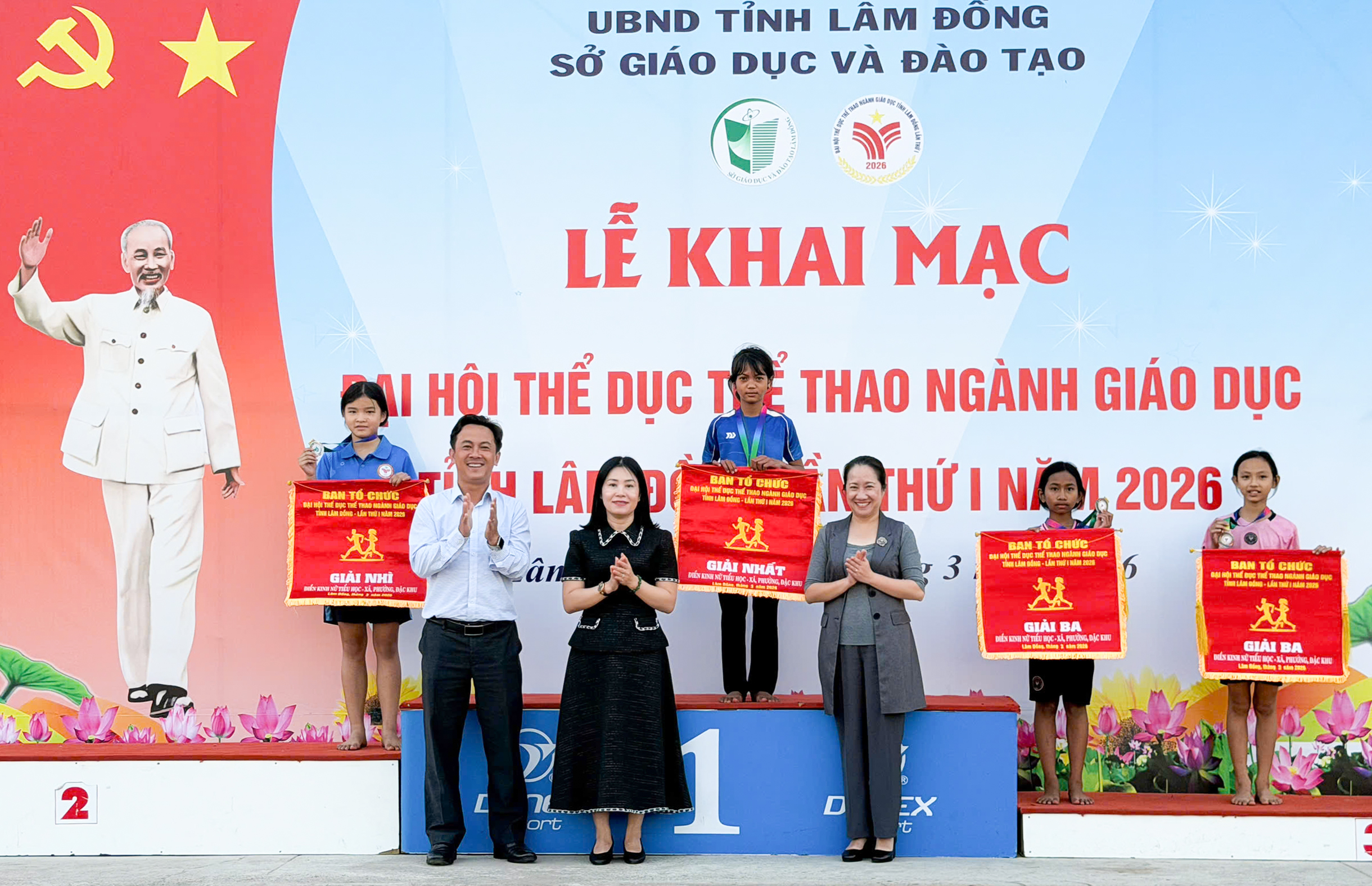 Điền kinh “tăng tốc” trên sân Đại hội TDTT ngành Giáo dục