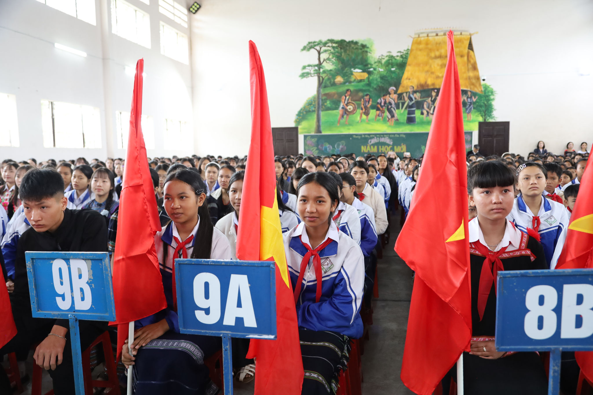 Giáo viên hợp đồng trước khi tuyển dụng được tính thời gian xếp lương thế nào?