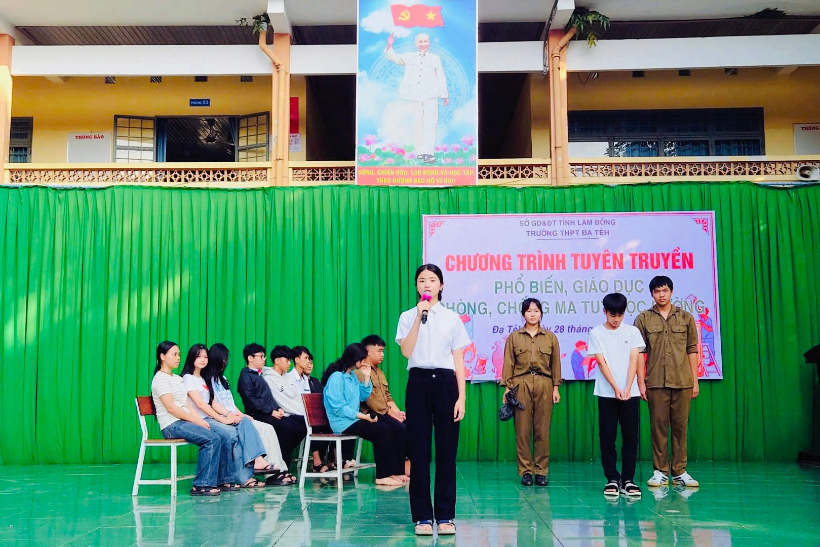 Phòng, chống ma túy từ những bài học gần gũi