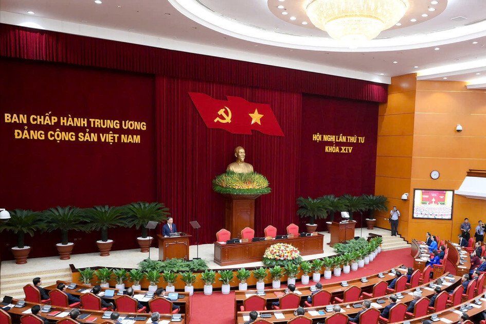 Thông báo Hội nghị lần thứ tư Ban Chấp hành Trung ương Đảng khóa XIV
