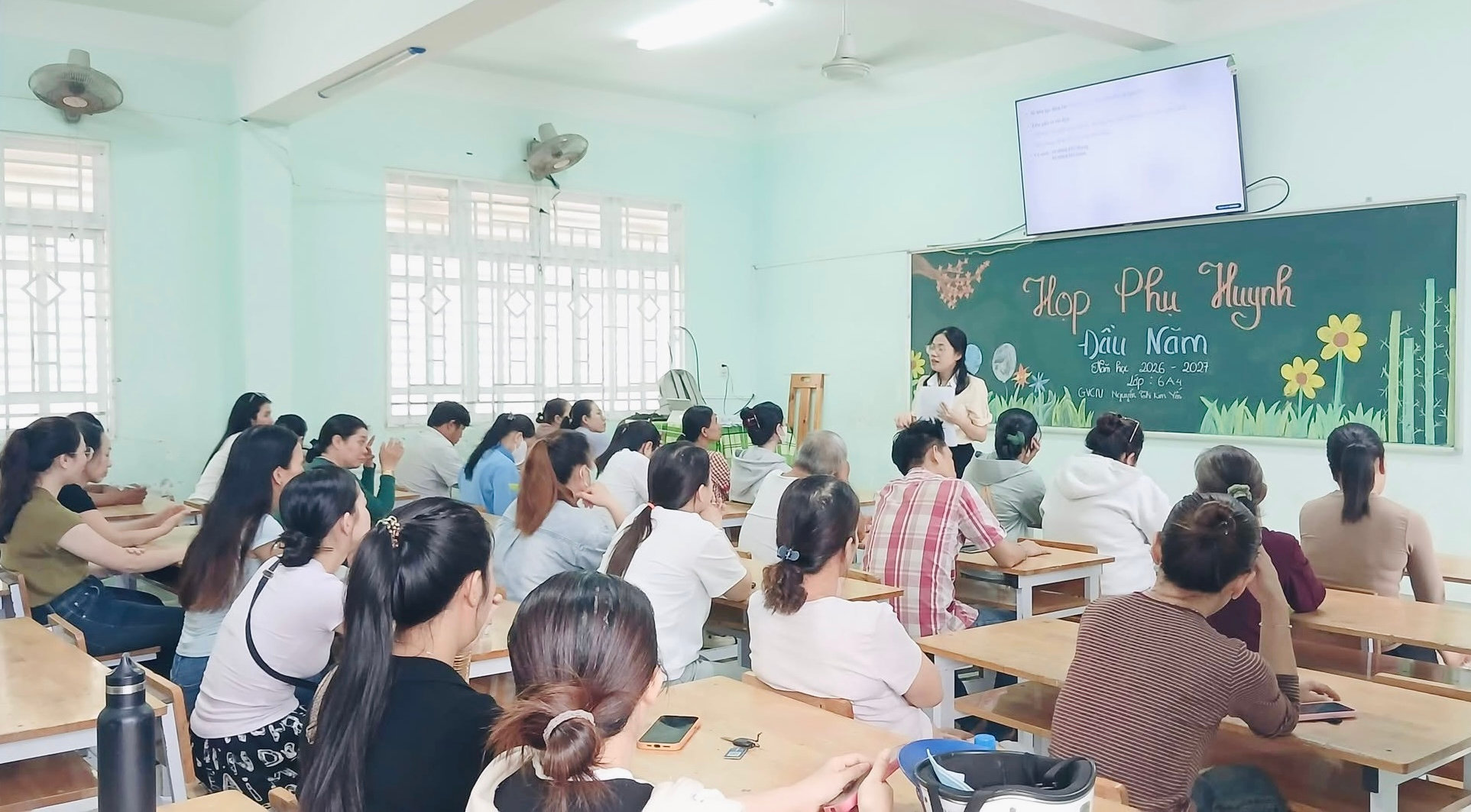 Minh bạch để phụ huynh đồng hành