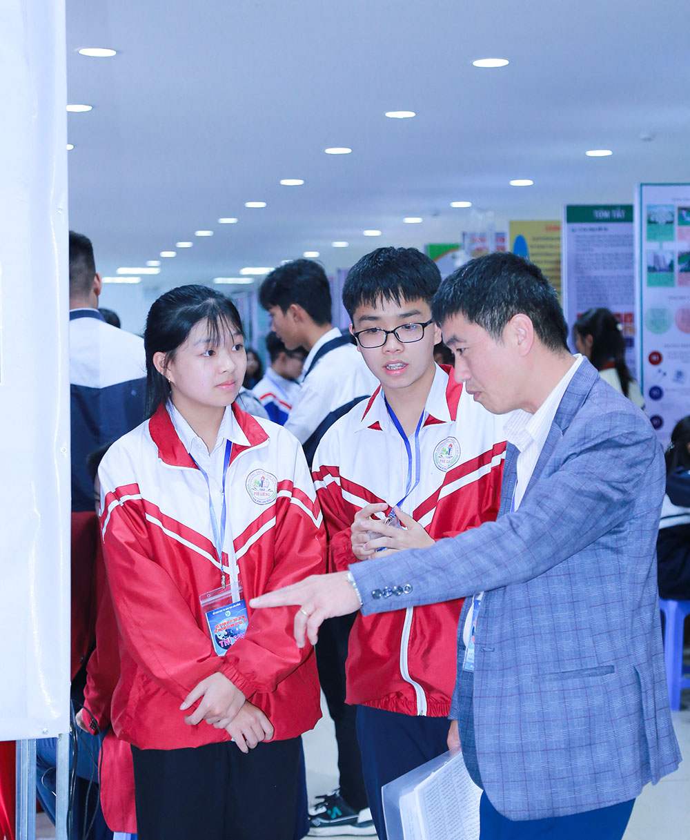 Thông tư mới quy định Cuộc thi nghiên cứu khoa học, kỹ thuật cấp quốc gia dành cho học sinh trung học