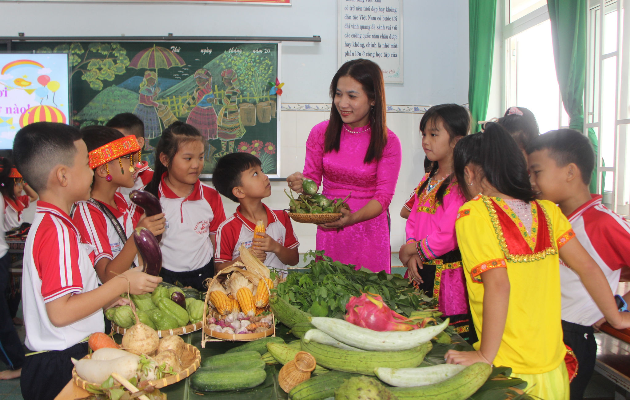 Giáo dục tiểu học chuyển mạnh theo hướng phát triển năng lực
