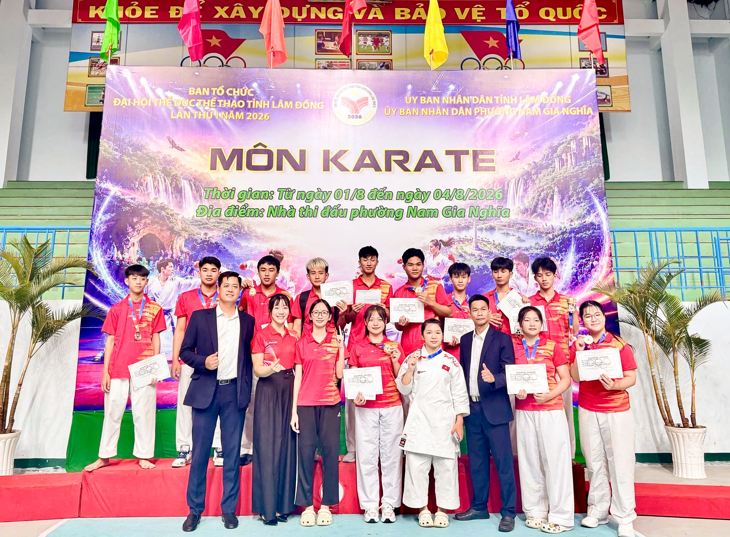 Đoàn Sở Giáo dục và Đào tạo Lâm Đồng giành 13 huy chương môn Karate