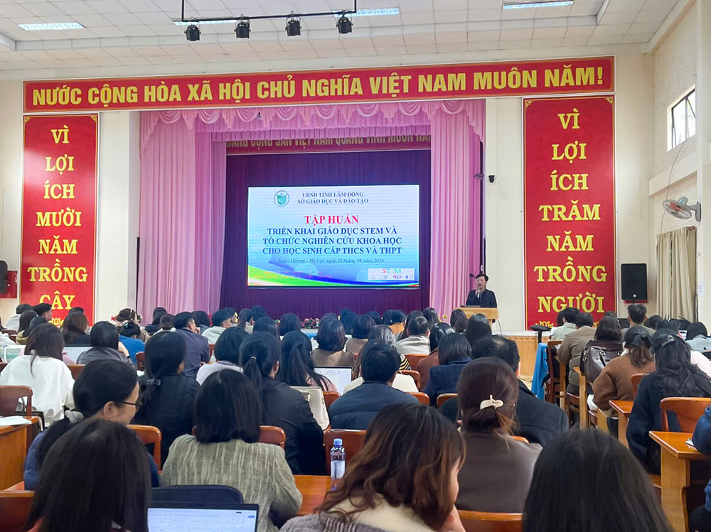 Ngành Giáo dục Lâm Đồng tăng cường năng lực giáo dục STEM và nghiên cứu khoa học sư phạm ứng dụng
