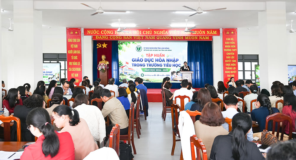 Lâm Đồng tập huấn giáo dục hòa nhập cho gần 400 cán bộ quản lý, giáo viên tiểu học