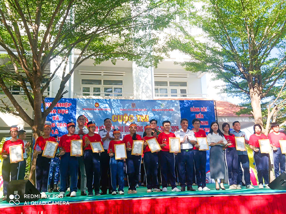 Lâm Đồng tổ chức Vòng thi trực tiếp Cuộc thi “Em yêu biển, đảo quê hương” – Cụm 1: Lan tỏa tình yêu Tổ quốc và ý thức chủ quyền biển, đảo trong học sinh THCS