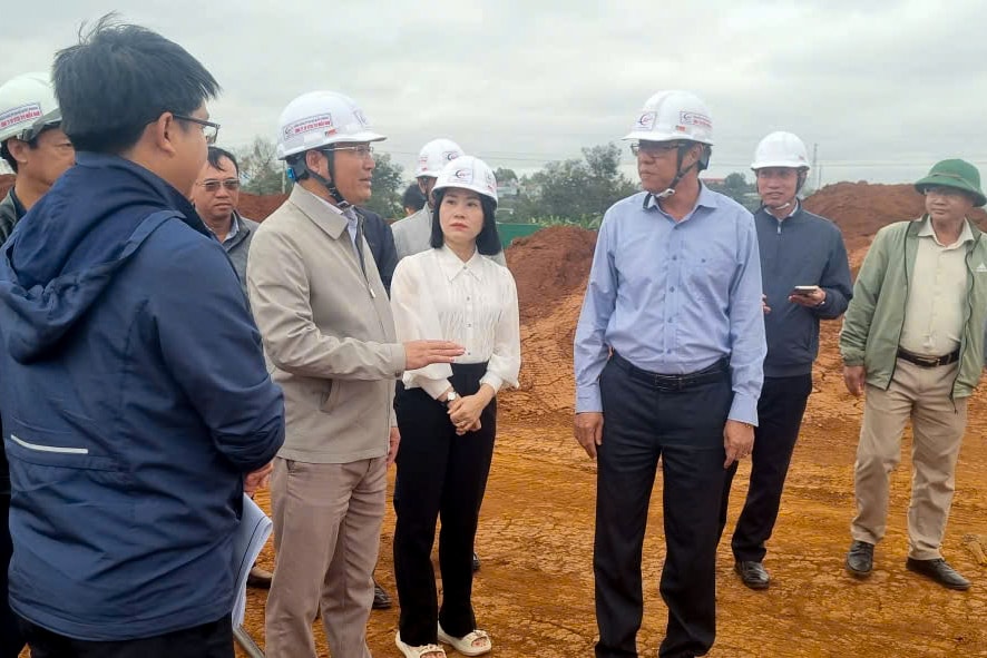 Lâm Đồng tăng tốc các dự án trường nội trú ở Thuận An và Đắk Wil