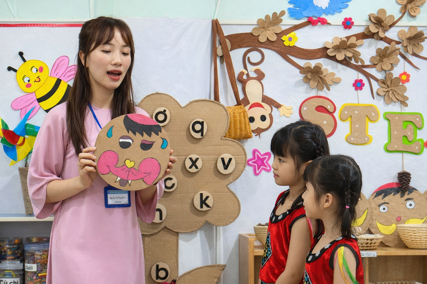 Đưa “cây nhà, lá vườn” vào lớp học