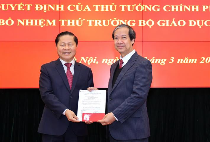 Công bố Quyết định điều động, bổ nhiệm Thứ trưởng và lãnh đạo các đơn vị Bộ GDĐT