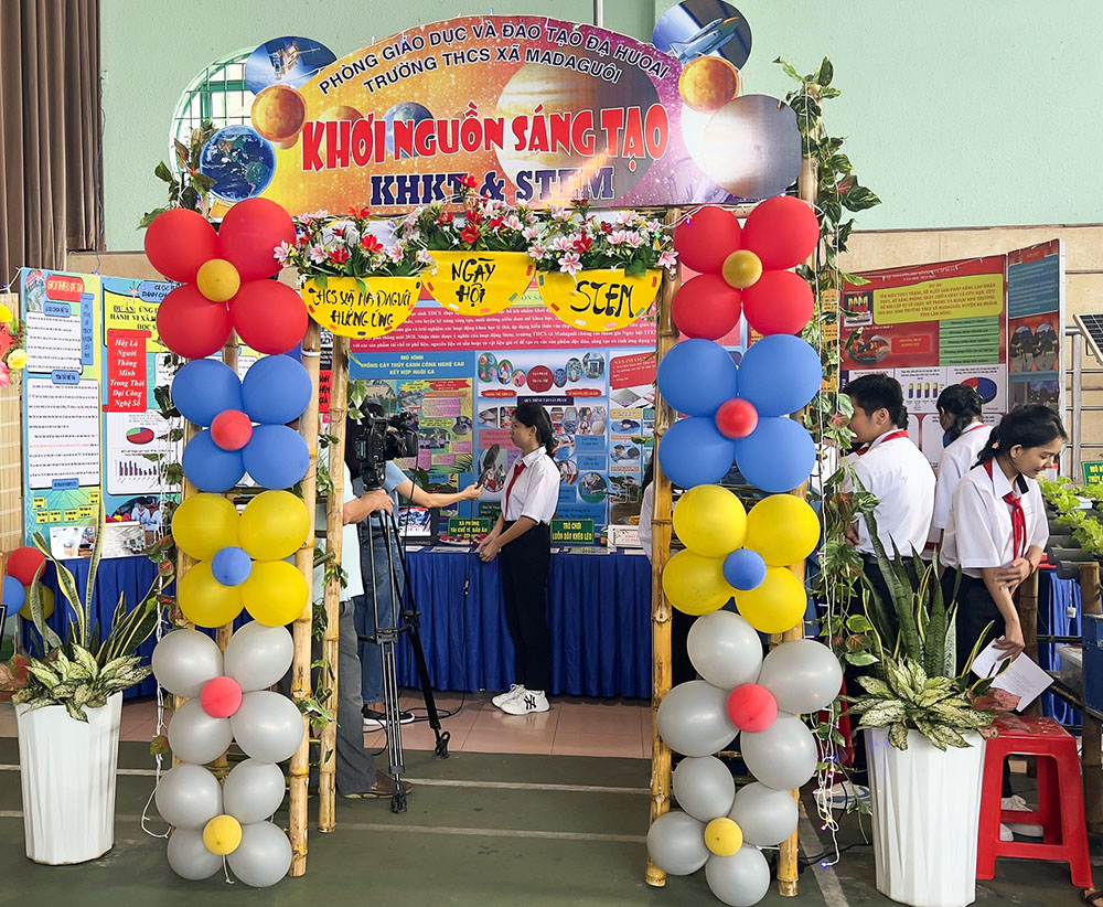 Hướng tới môi trường học đường hạnh phúc, an toàn, thân thiện