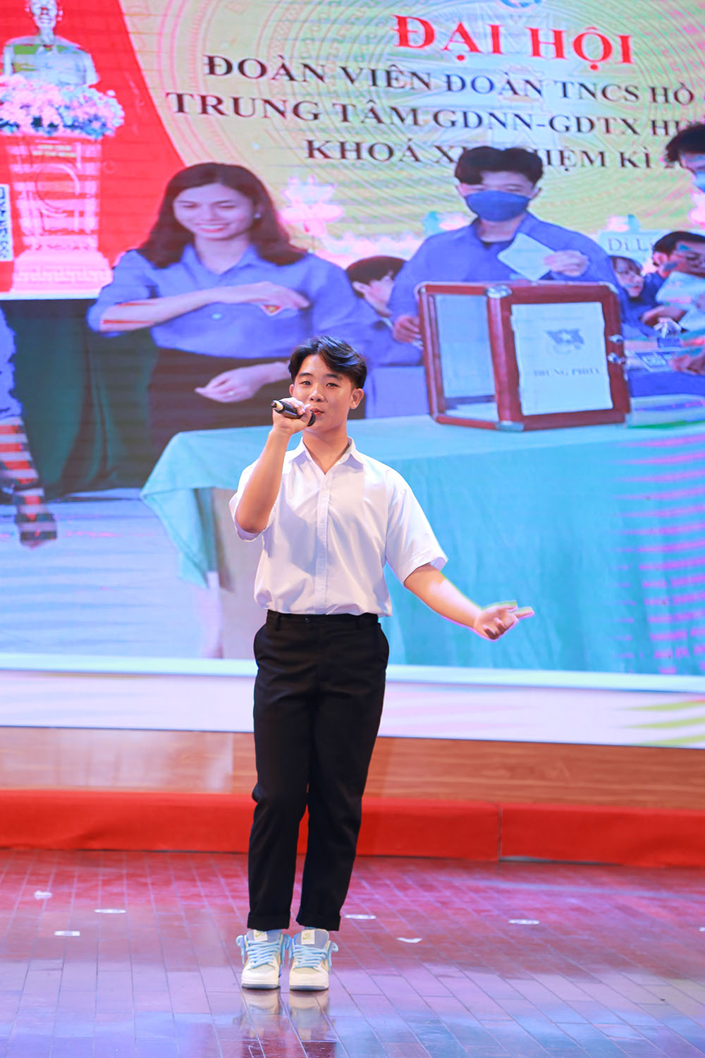 Sử dụng năng lượng tiết kiệm: Từ quy định pháp luật đến nếp sống học đường