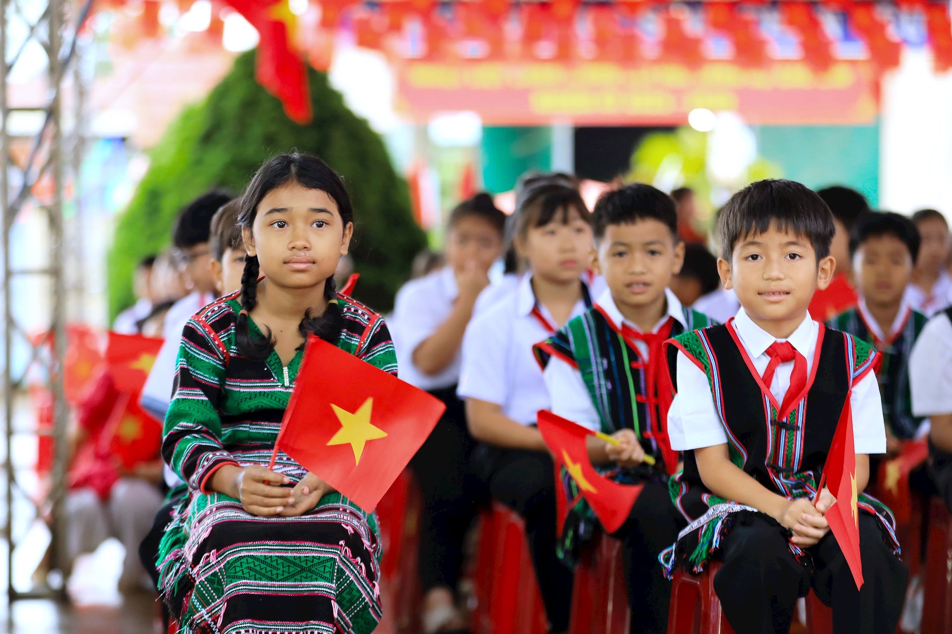 Đưa tiếng Anh thành ngôn ngữ thứ hai trong trường học