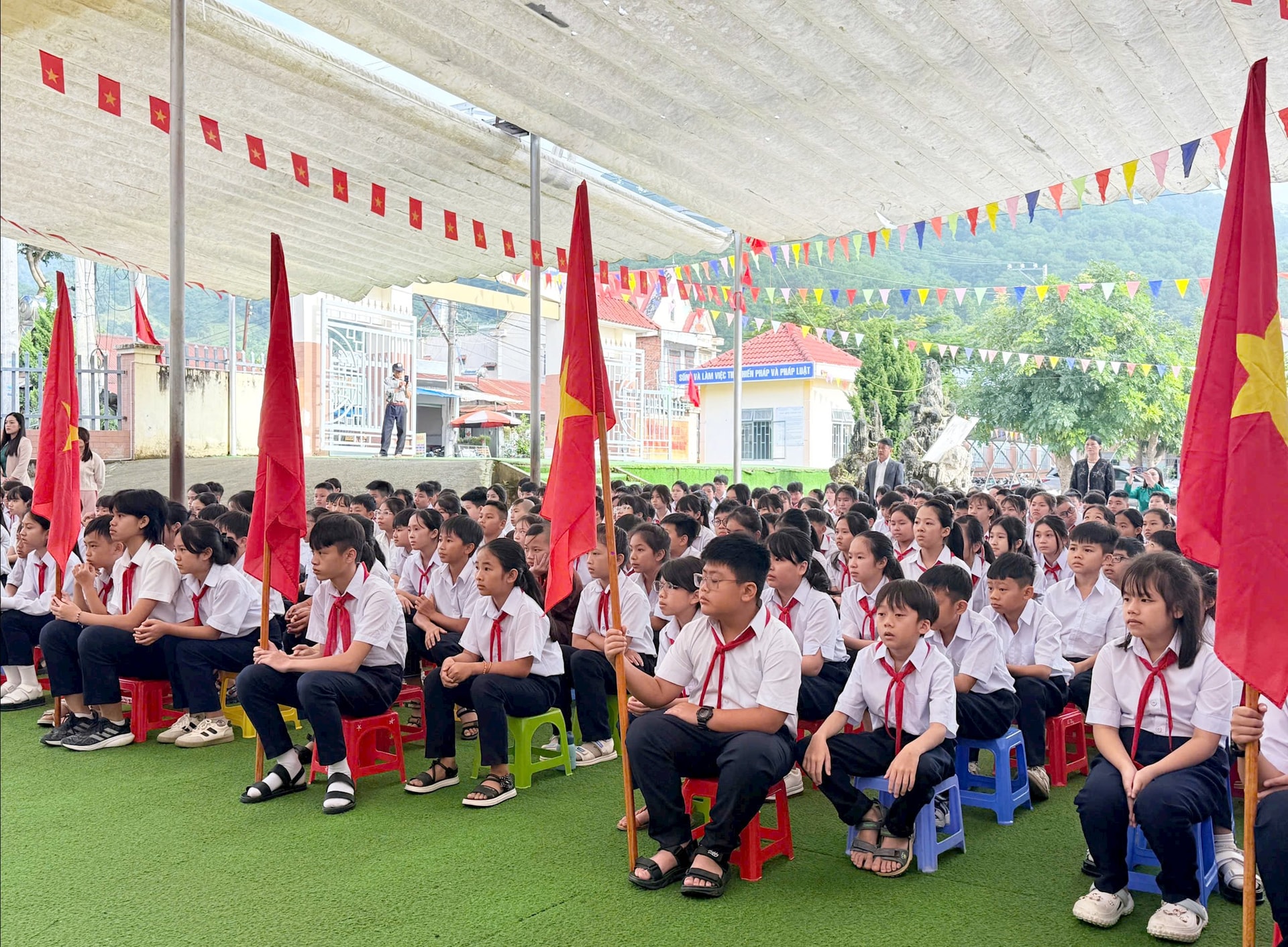 Hướng dẫn việc xác định, lựa chọn mốc lịch sử, truyền thống sau sắp xếp tổ chức bộ máy