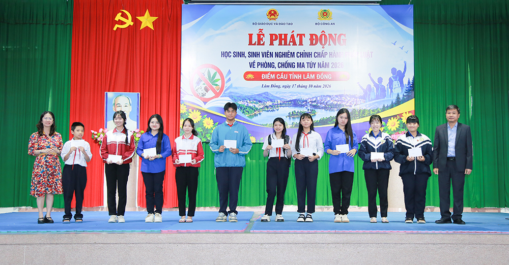 Lâm Đồng đẩy mạnh tuyên truyền, giáo dục pháp luật, xây dựng “lá chắn” phòng, chống ma túy trong trường học