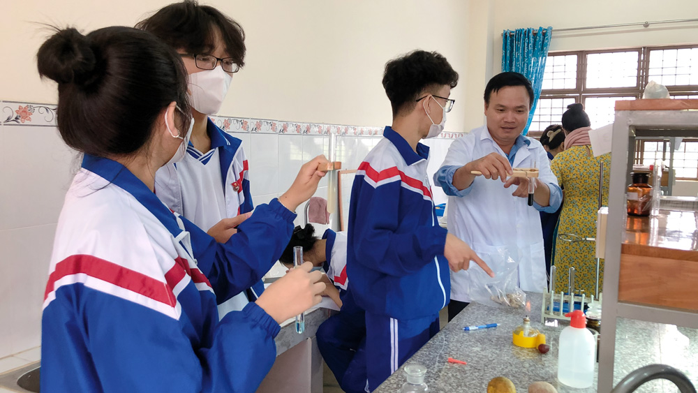 Quyết định 2732/QĐ-TTg: Tăng cường dạy và học ngoại ngữ trong hệ thống giáo dục