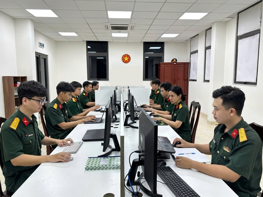 Bảo vệ nền tảng tư tưởng của Đảng trong kỷ nguyên AI: Làm chủ kỹ năng, tỉnh táo và trách nhiệm