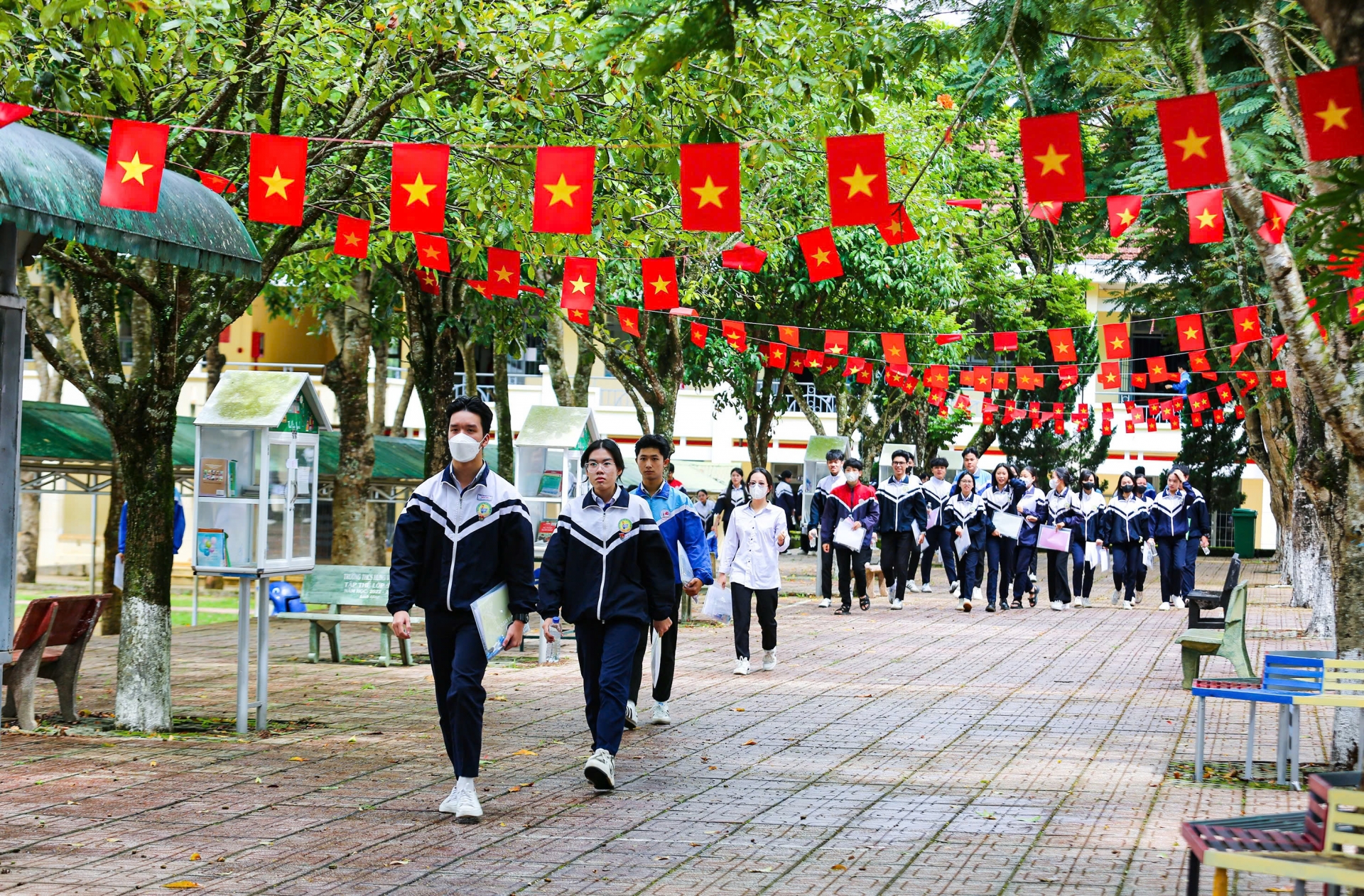 Lâm Đồng tiếp tục xét tuyển vào lớp 10 THPT không chuyên năm học 2027 - 2028
