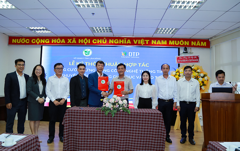 Sở Giáo dục và Đào tạo Lâm Đồng hợp tác đẩy mạnh chuyển đổi số và dạy học tiếng Anh trong trường học