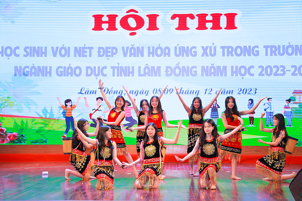 Lâm Đồng triển khai thực hiện Chỉ thị 53-CT/TW về tăng cường trách nhiệm giải trình trong hoạt động công vụ
