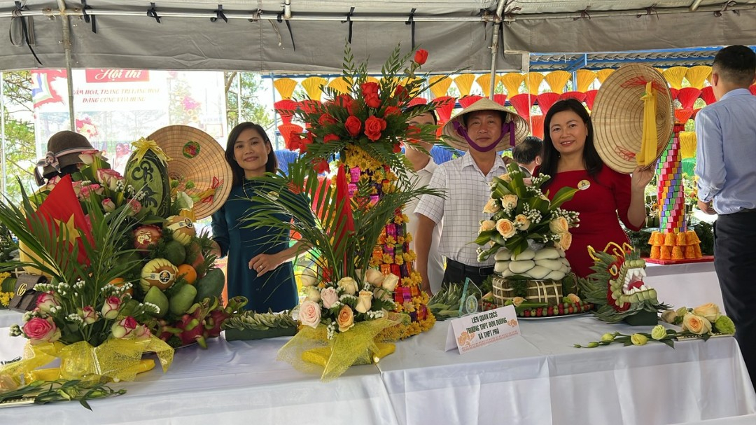 THAM GIA HỘI THI TRANG TRÍ MÂM LỄ VẬT DÂNG CÚNG QUỐC TỔ HÙNG VƯƠNG 2023