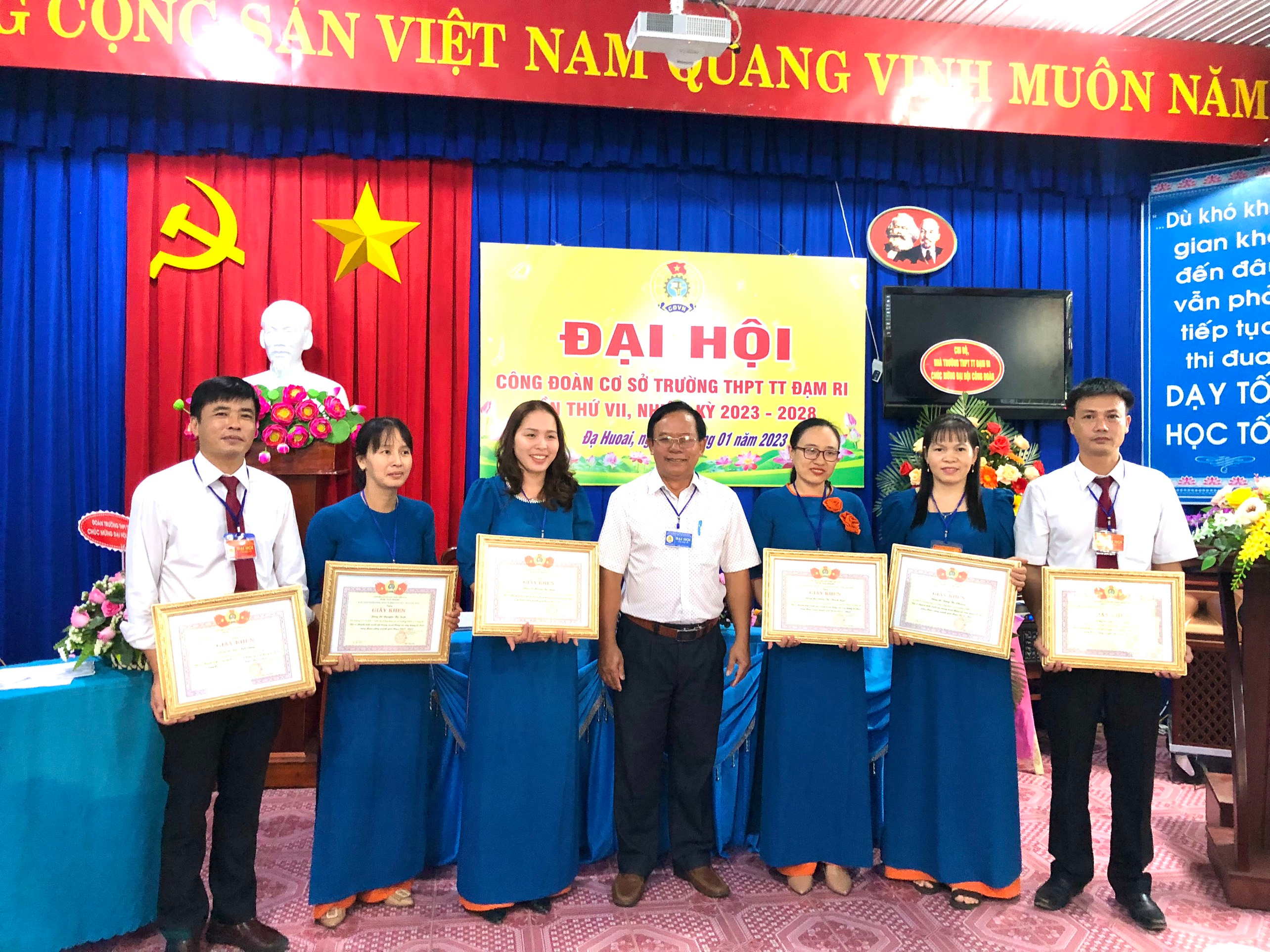 CÔNG ĐOÀN CƠ SỞ TRƯỜNG THPT THỊ TRẤN ĐẠM RI TỔ CHỨC THÀNH CÔNG ĐẠI HỘI CÔNG ĐOÀN NHIỆM KỲ 2023 – 2028