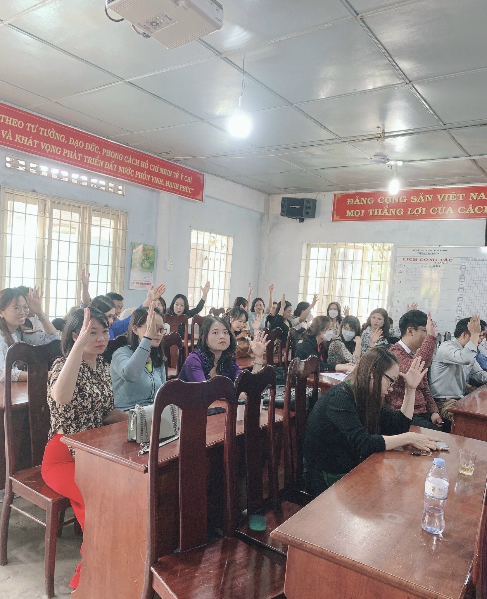 HỘI NGHỊ CÁN BỘ VIÊN CHỨC TRƯỜNG THPT LÊ LỢI NĂM HỌC 2022-2023