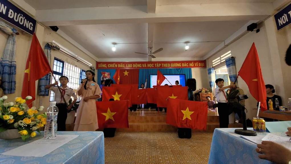 CÔNG ĐOÀN TRƯỜNG THPT LÊ QUÝ ĐÔN CHĂM LO CHO THANH THIẾU NHI THÔNG QUA NHỮNG HOẠT ĐỘNG THIẾT THỰC, Ý NGHĨA