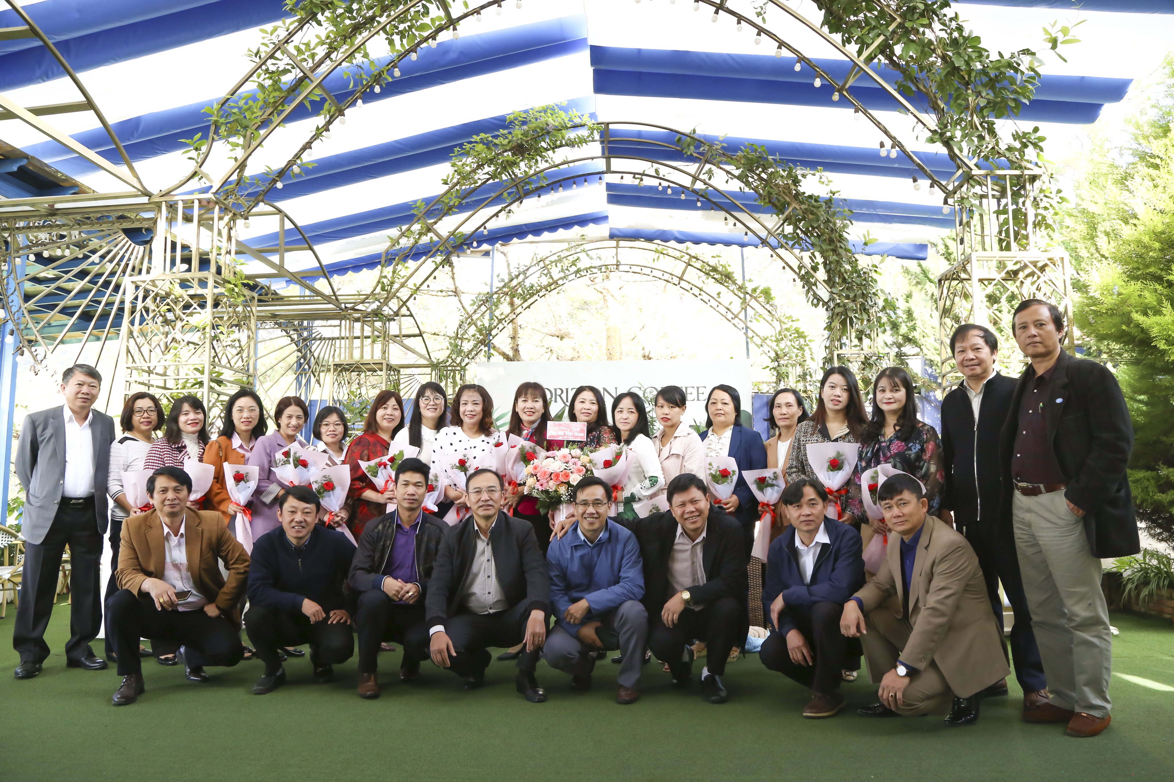 SÔI NỔI CÁC HOẠT ĐỘNG CHÀO MỪNG KỶ NIỆM 92 NĂM NGÀY THÀNH LẬP HỘI LHPN VIỆT NAM 20/10 VÀ CHÀO MỪNG ĐẠI HỘI CÔNG ĐOÀN CƠ SỞ TIẾN TỚI ĐẠI HỘI CÔNG  ĐOÀN NGÀNH GIÁO DỤC LÂM ĐỒNG NHIỆM KỲ 2023-2028