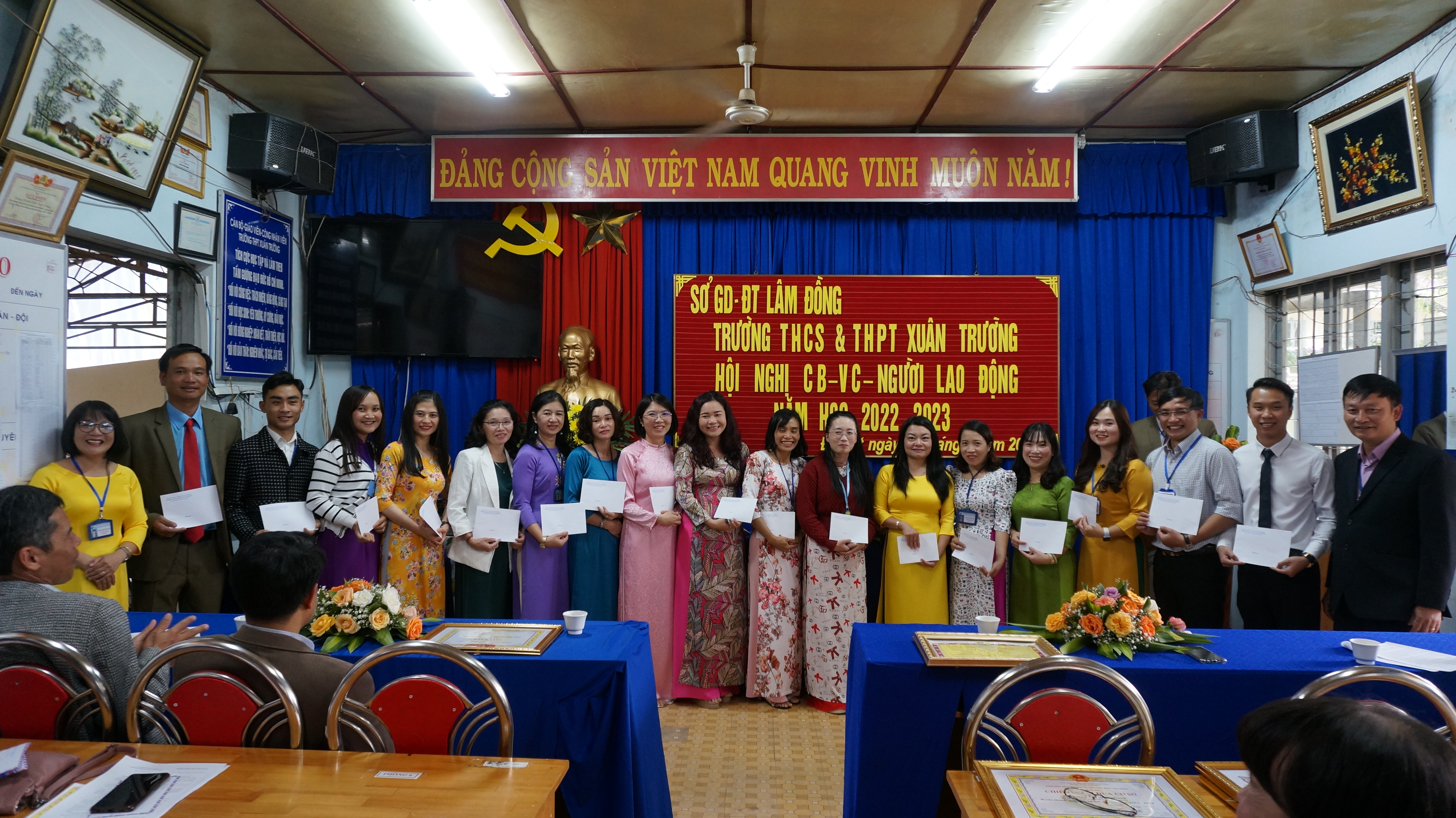 TRƯỜNG THCS & THPT XUÂN TRƯỜNG TỔ CHỨC HỘI NGHỊ CÁN BỘ, VIÊN CHỨC, NGƯỜI LAO ĐỘNG NĂM HỌC 2022-2023