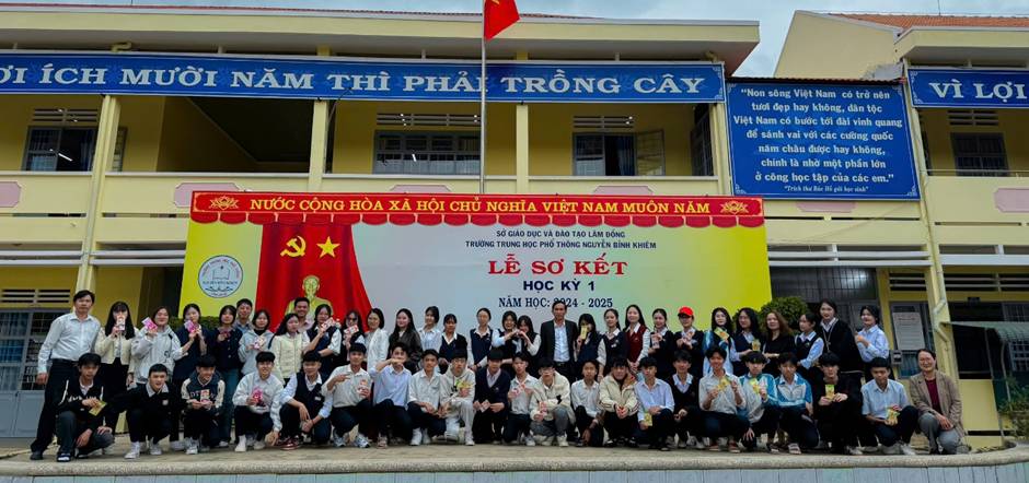 CHẮP CÁNH ƯỚC MƠ TRI THỨC - 44 HỌC SINH TRƯỜNG THPT NGUYỄN BỈNH KHIÊM BƯỚC VÀO  KỲ THI CHỌN HỌC SINH GIỎI CẤP TỈNH