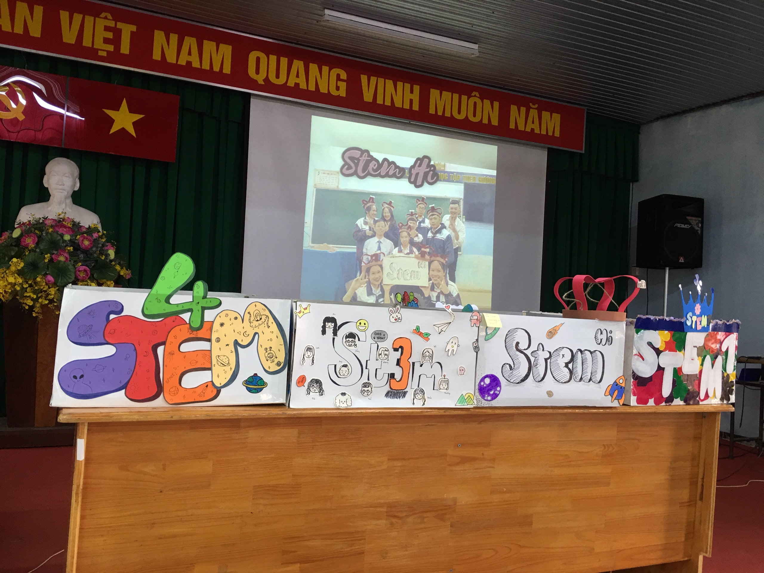 TIN HOẠT ĐỘNG CHÀO MỪNG  NGÀY NHÀ GIÁO VIỆT NAM CỦA TRƯỜNG THPT ĐỨC TRỌNG