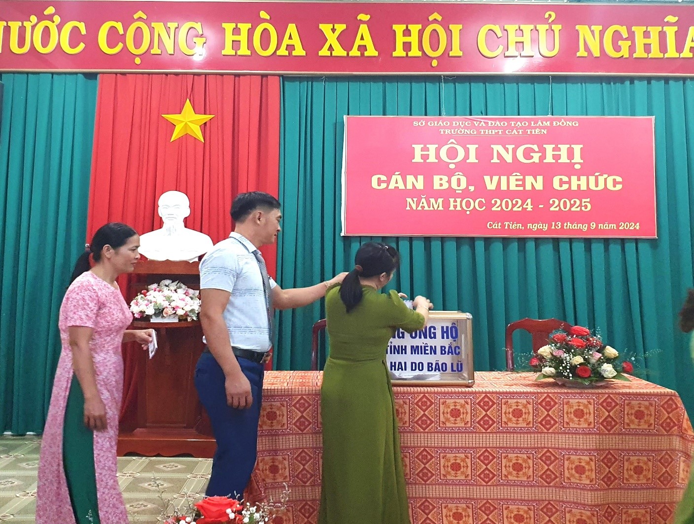 CÔNG ĐOÀN CƠ SỞ TRƯỜNG THPT CÁT TIÊN PHỐI HỢP   CHÍNH QUYỀN NHÀ TRƯỜNG TỔ CHỨC THÀNH CÔNG HỘI NGHỊ CÁN BỘ - VIÊN CHỨC, NĂM HỌC 2024-2025