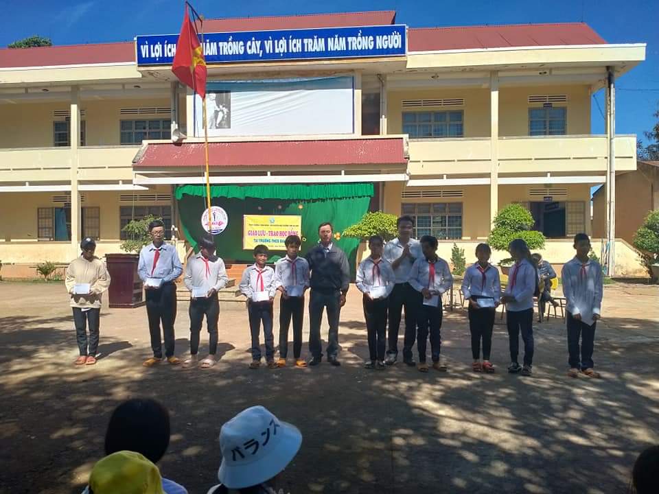 Hành trình về địa chỉ đỏ năm 2020