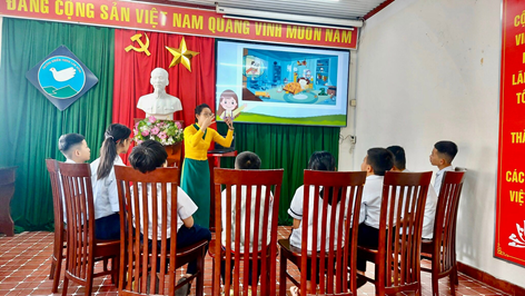 CÔNG ĐOÀN TRƯỜNG KHIẾM THÍNH VỚI PHONG TRÀO “ ĐỔI MỚI, SÁNG TẠO TRONG QUẢN LÝ, GIẢNG DẠY VÀ  HỌC TẬP”