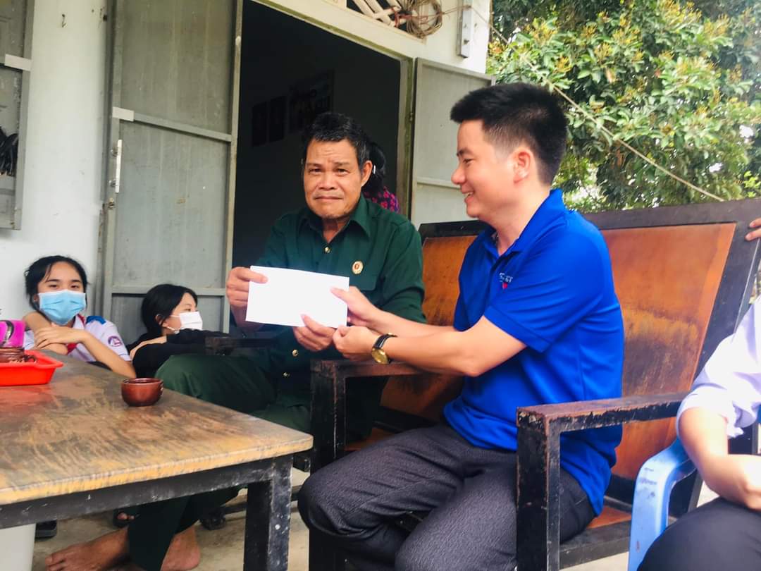 HÀNH TRÌNH VỀ THĂM ĐỊA CHỈ ĐỎ CỦA ĐỘI VIÊN  TRƯỜNG THPT LÊ QUÝ ĐÔN