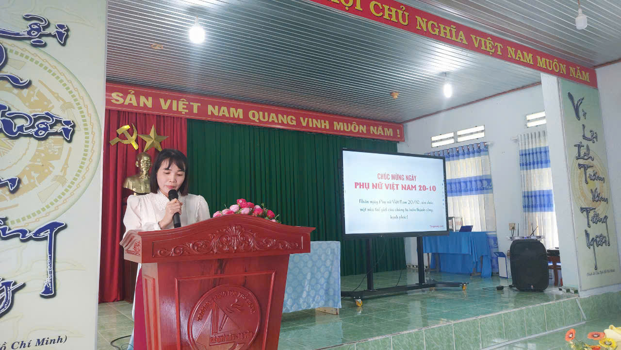 SÔI NỔI CÁC HOẠT ĐỘNG CHÀO MỪNG NGÀY THÀNH LẬP HỘI LIÊN HIỆP PHỤ NỮ VIỆT NAM 20-10 TẠI  TRƯỜNG THPT LÊ QUÝ ĐÔN HUYỆN ĐẠ TẺH