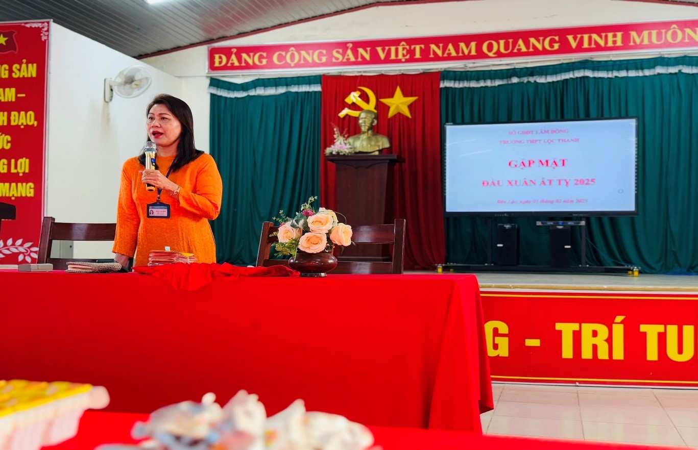 ẤM ÁP ĐẦU NĂM MỚI - XUÂN ẤT TỴ 2025