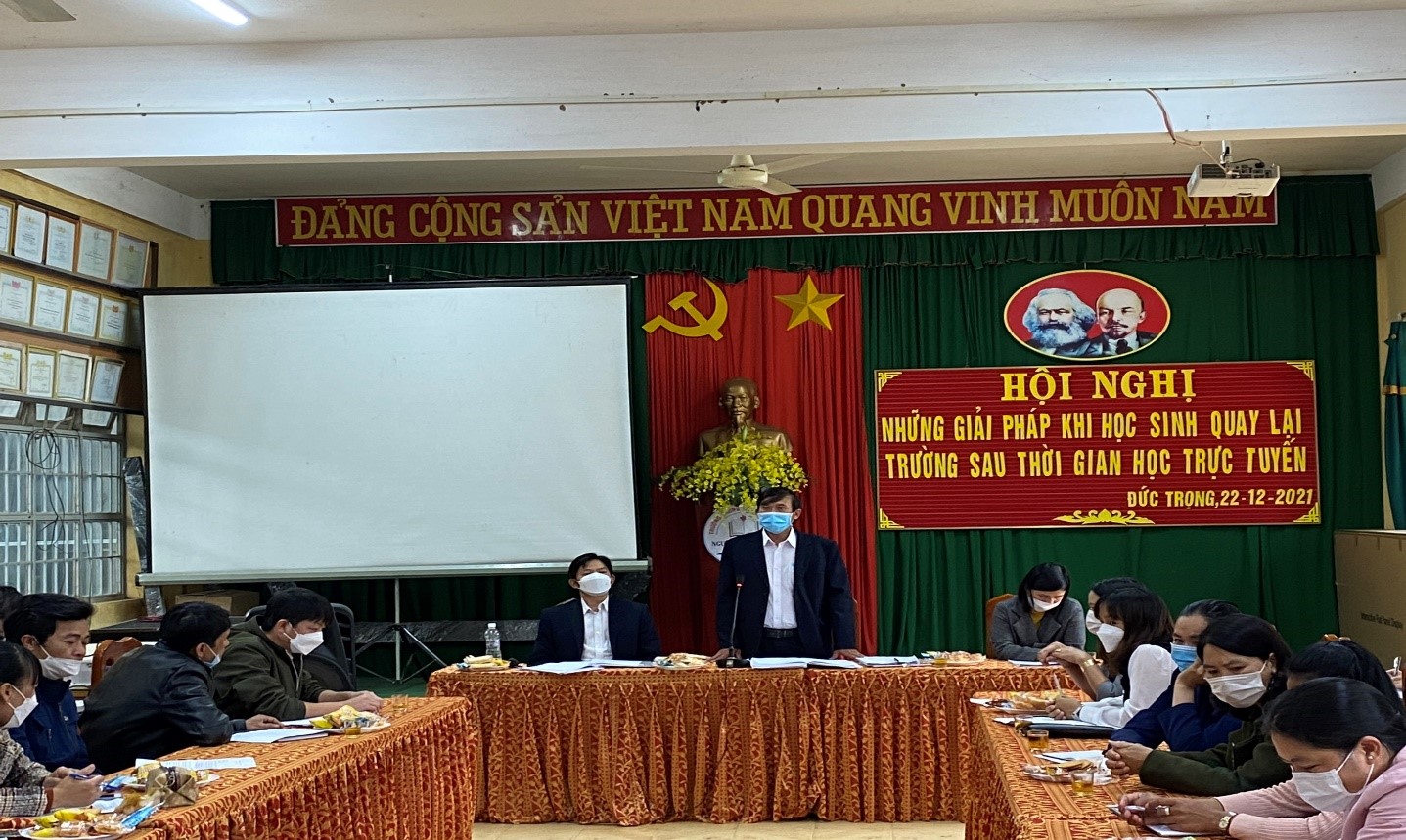 Hội nghị những giải pháp khi học sinh quay lại trường sau thời gian học trực tuyến